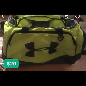 ❌❌❌ SOLD ❌❌❌Large duffle bag Henley